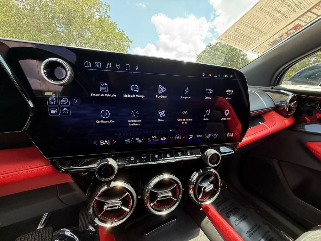 2024 Chevrolet Blazer EV RS - Photo 21