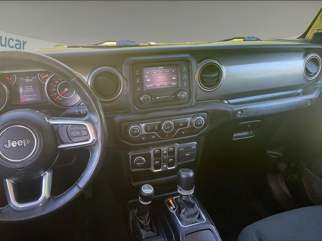Used 2020 Black Jeep Sport image 18