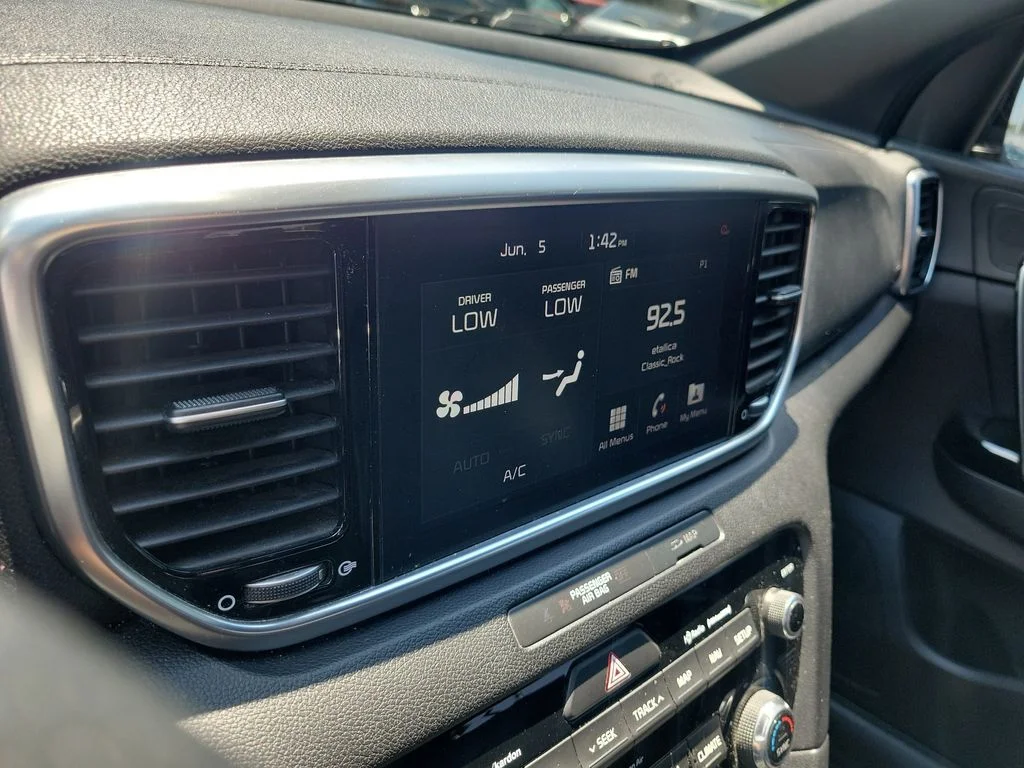 Used 2020 Red Kia SX image 30