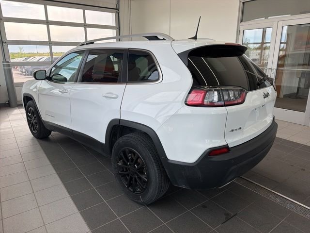 Certified Used 2020 White Jeep Latitude Plus image 3