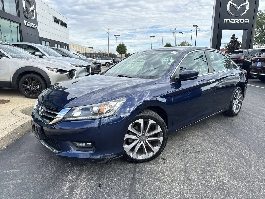 Used 2015 Blue Honda Sport image 7