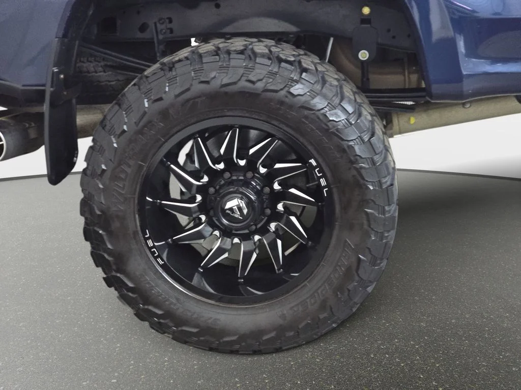 Used 2020 Blue Ford Lariat image 32