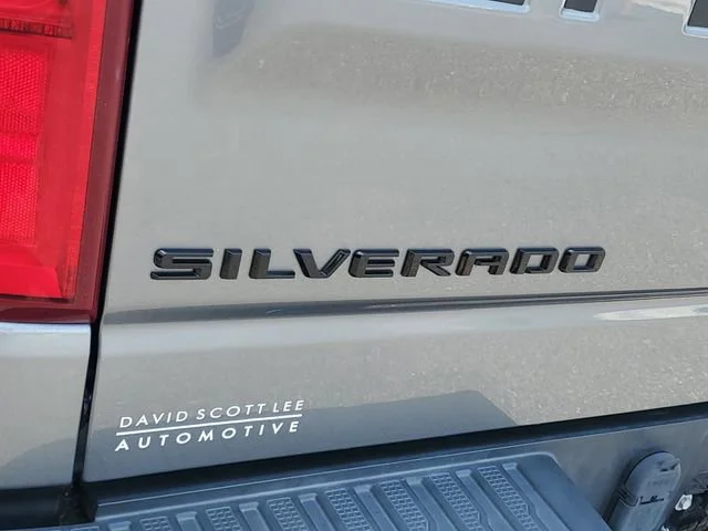 Used 2021 SATIN STEEL METALLIC Chevrolet LT Trail Boss image 27