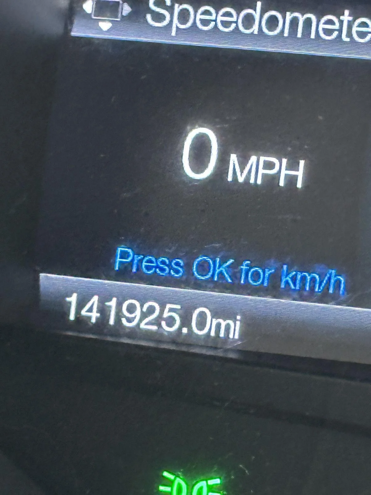 Used 2018 Magnetic Metallic Ford SEL image 10