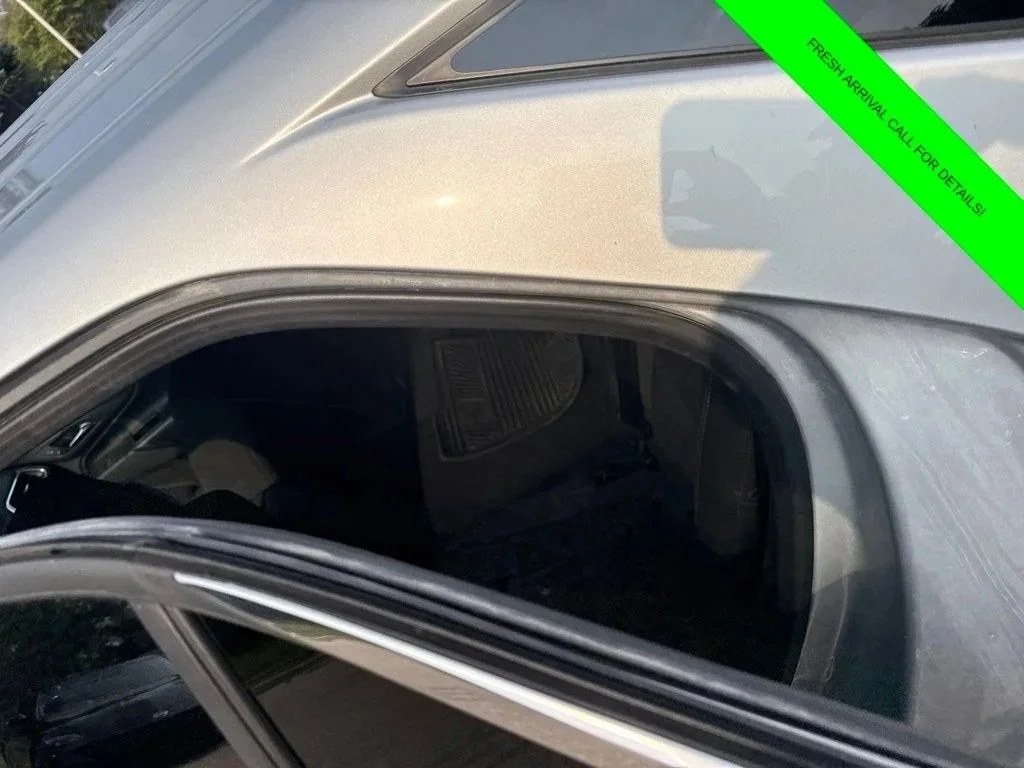 Used 2020 Silver Ice Metallic Chevrolet LT image 15