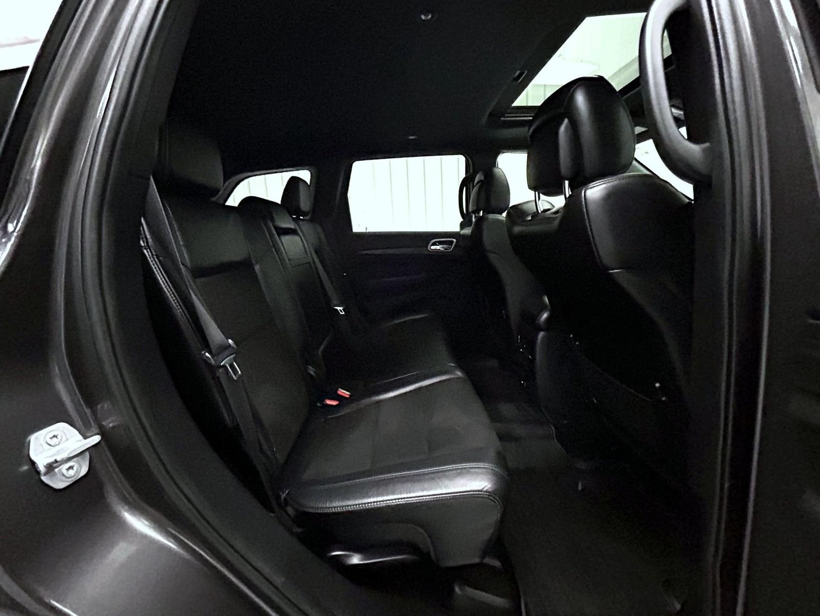 Used 2019 Gray Jeep Altitude image 19