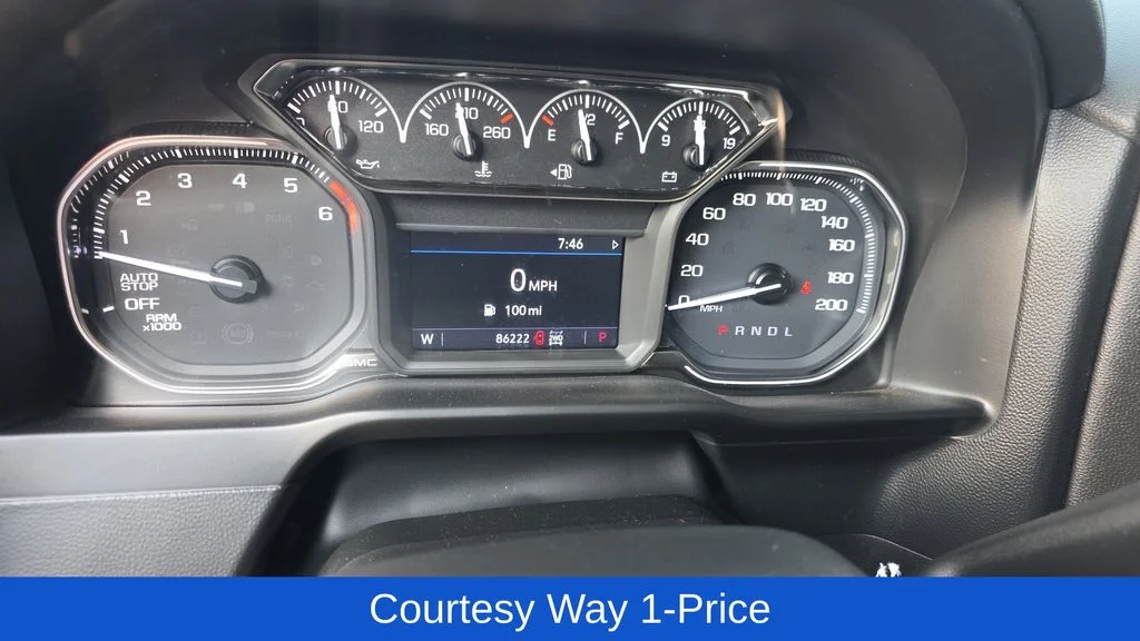 Used 2020 White GMC SLT image 13
