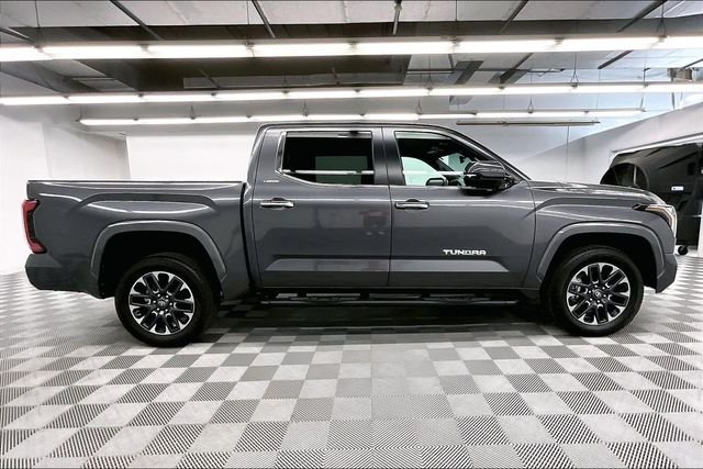 2025 Toyota Tundra Limited - Photo 16