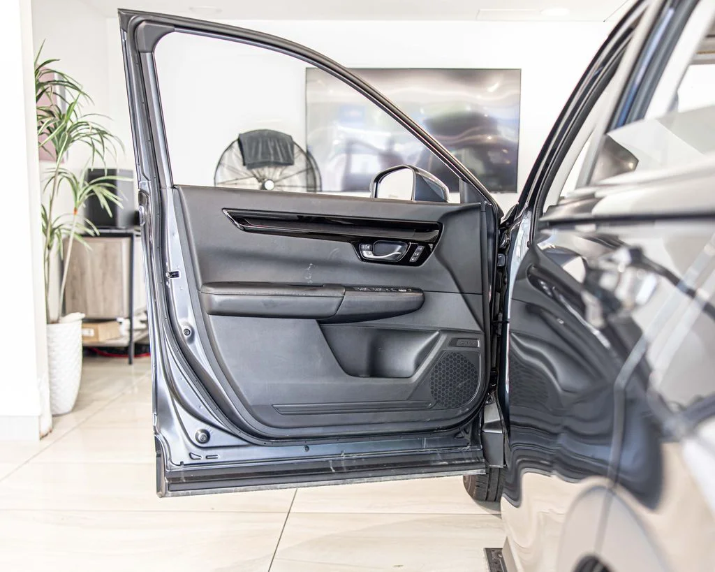 Used 2025 Gray Honda EX-L image 31