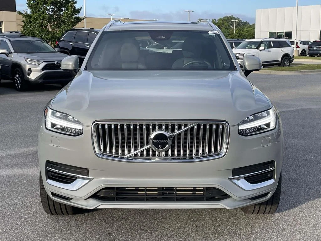 Certified Used 2024 Vapour Grey Metallic Volvo Ultimate Bright Theme image 23