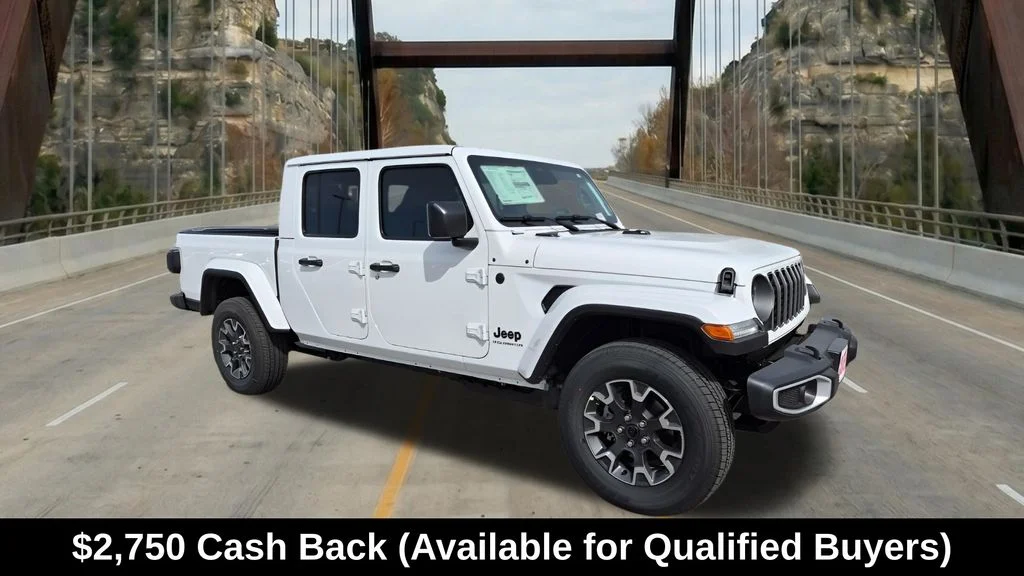 2026 Jeep Gladiator Sahara Auto's photo