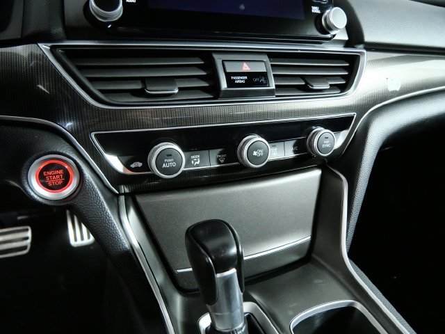 Certified Used 2018  Honda Sport image 19