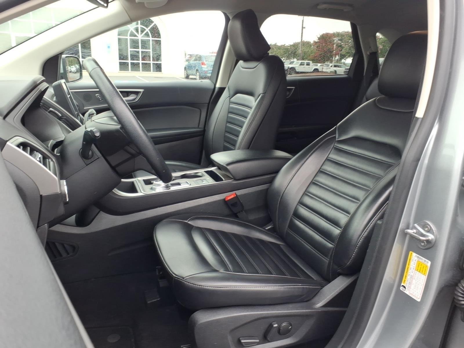 Used 2024  Ford SEL image 17