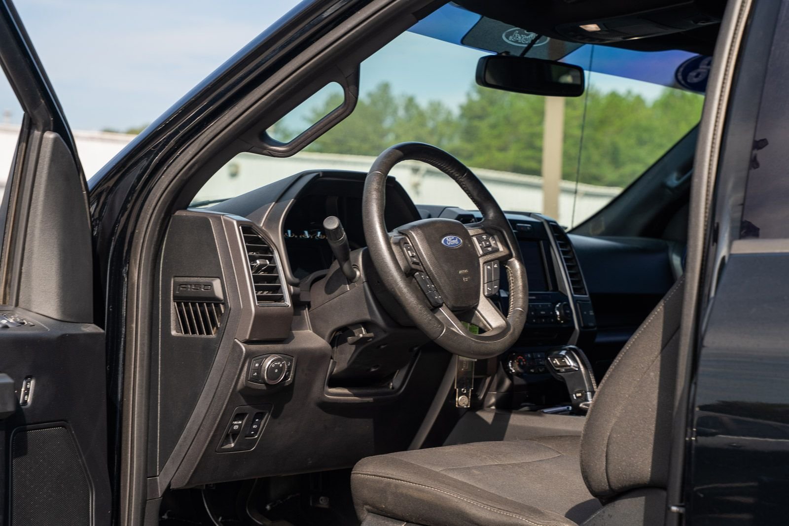Used 2018 Black Ford XLT image 18