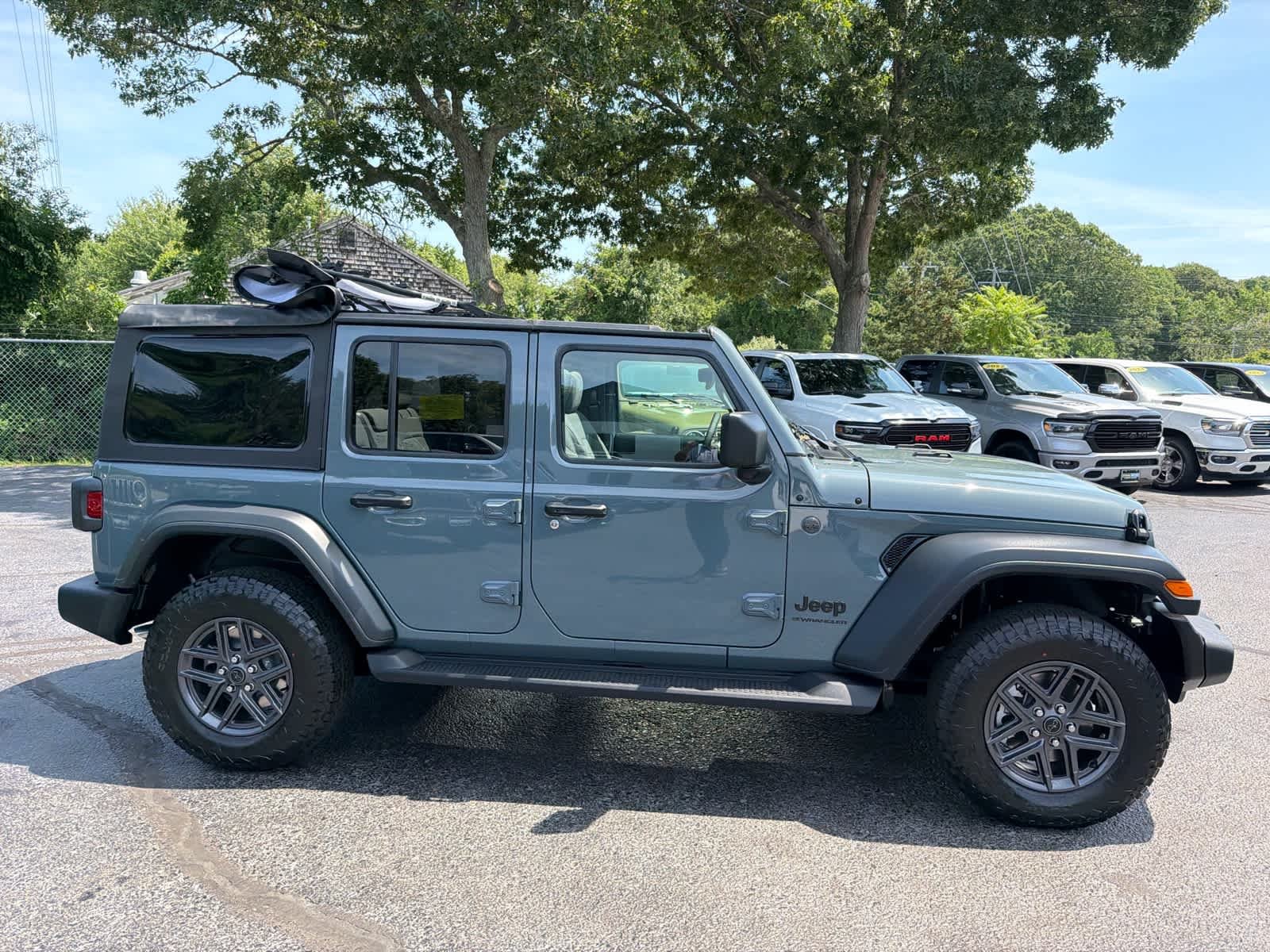 New 2026 Anvil Clear-Coat Exterior Paint Jeep Sport S image 3