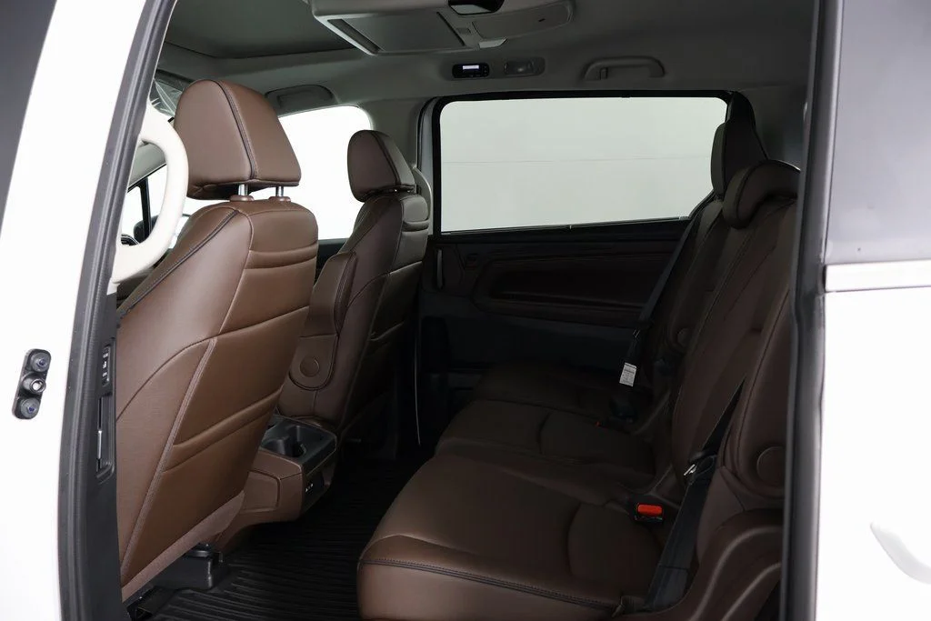 2026 Honda Odyssey Touring - Photo 6