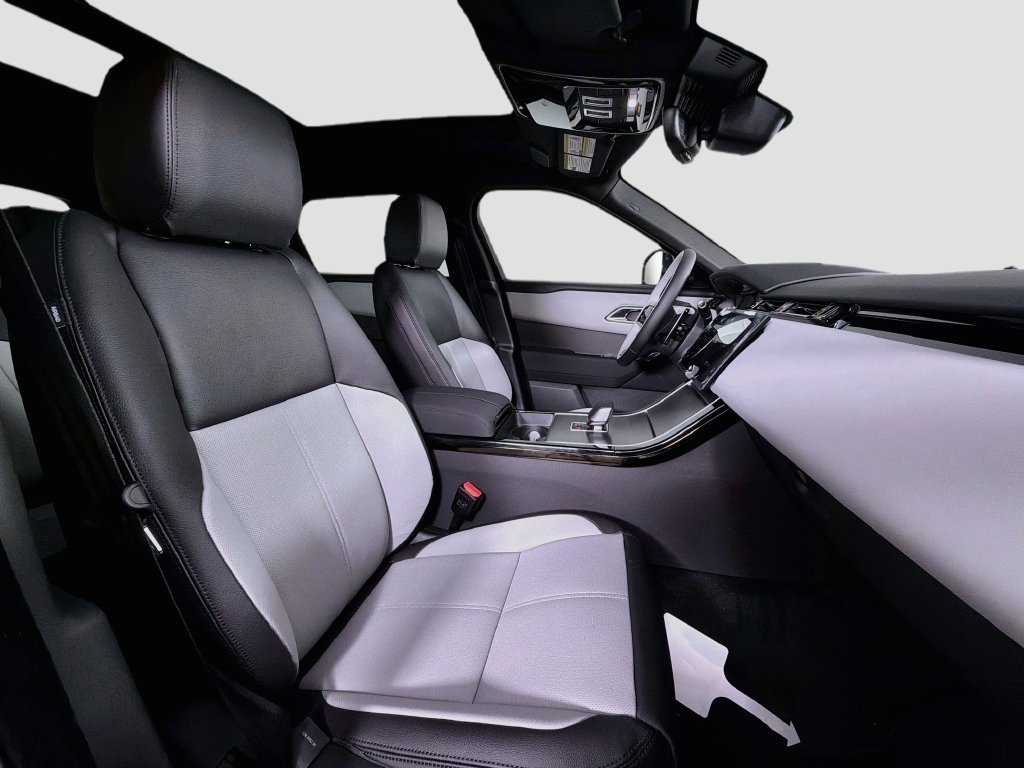 New 2026 Arroios Grey Land Rover S image 30