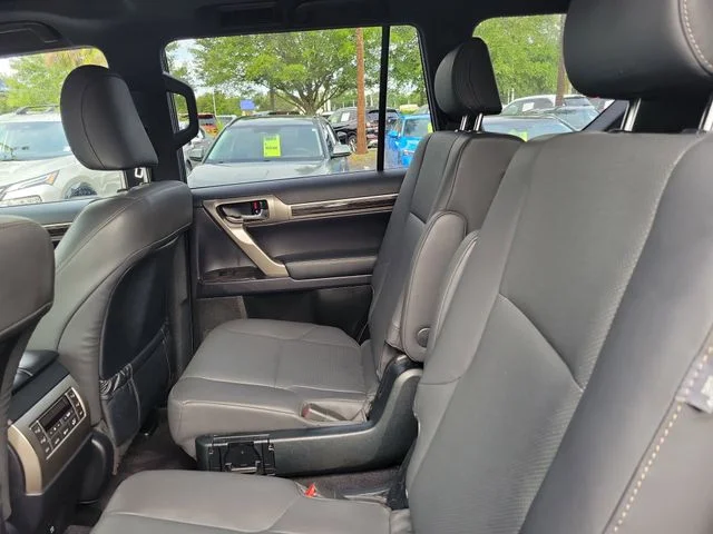 Used 2021 Gray Lexus 460 image 27