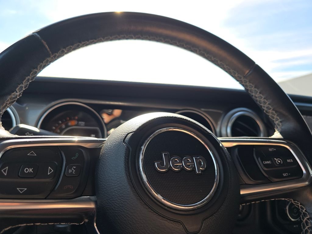 Used 2021 Red Jeep Unlimited Sahara image 22