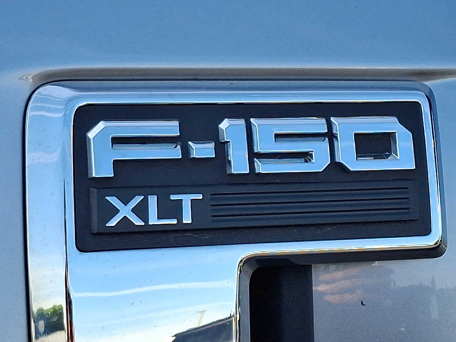 Used 2023 Iconic Silver Metallic Ford XLT image 30