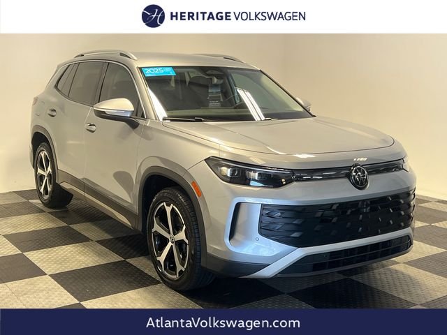2025 Volkswagen Tiguan 2.0T SE