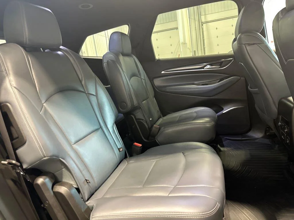 Used 2023 Ebony Twilight Metallic Buick Premium image 32