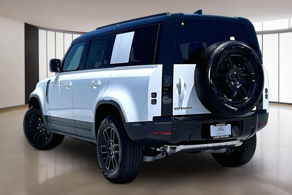 New 2026 FUJI WHITE Land Rover S 300PS  image 3