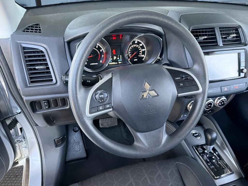 2025 Mitsubishi Outlander Sport ES - Photo 11