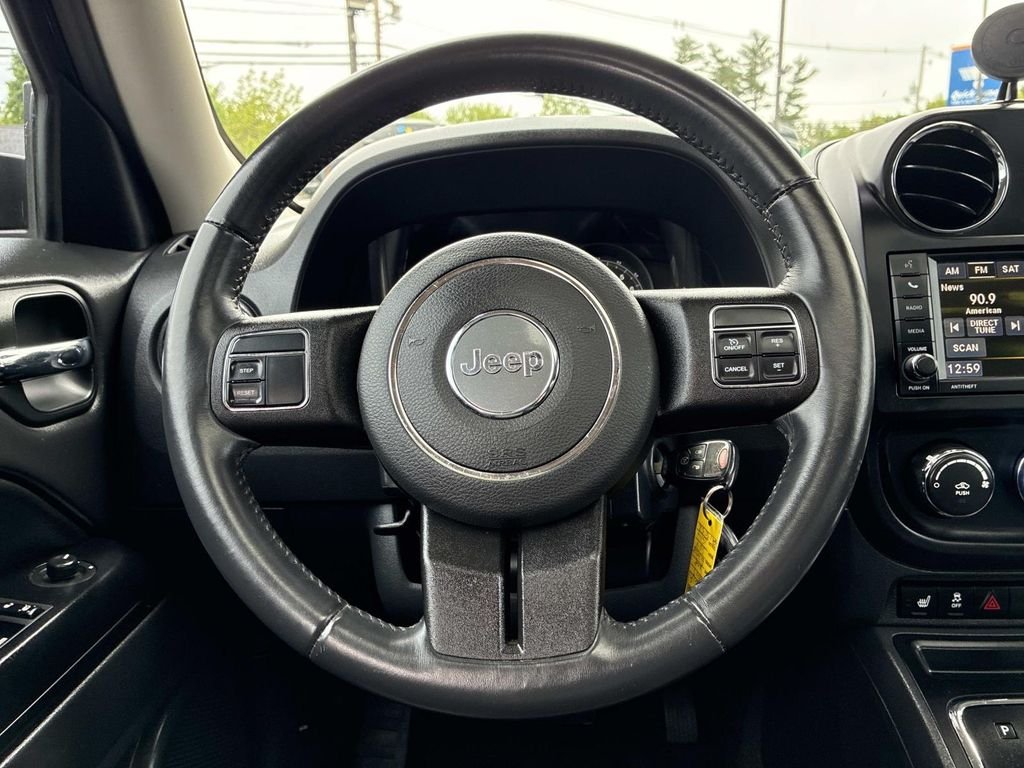 Used 2017 Gray Jeep Latitude image 16