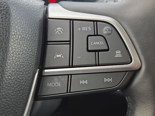 Used 2024 Midnight Black Metallic Toyota XLE image 26