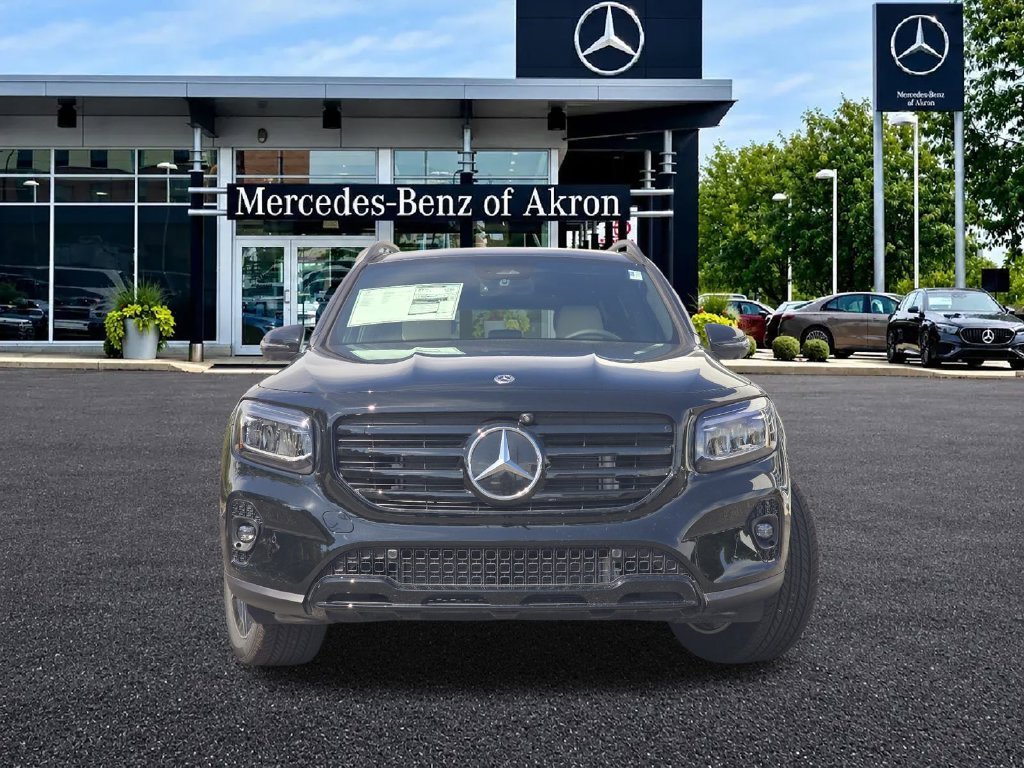 New 2026 Night Black Mercedes-Benz GLB 250 image 2
