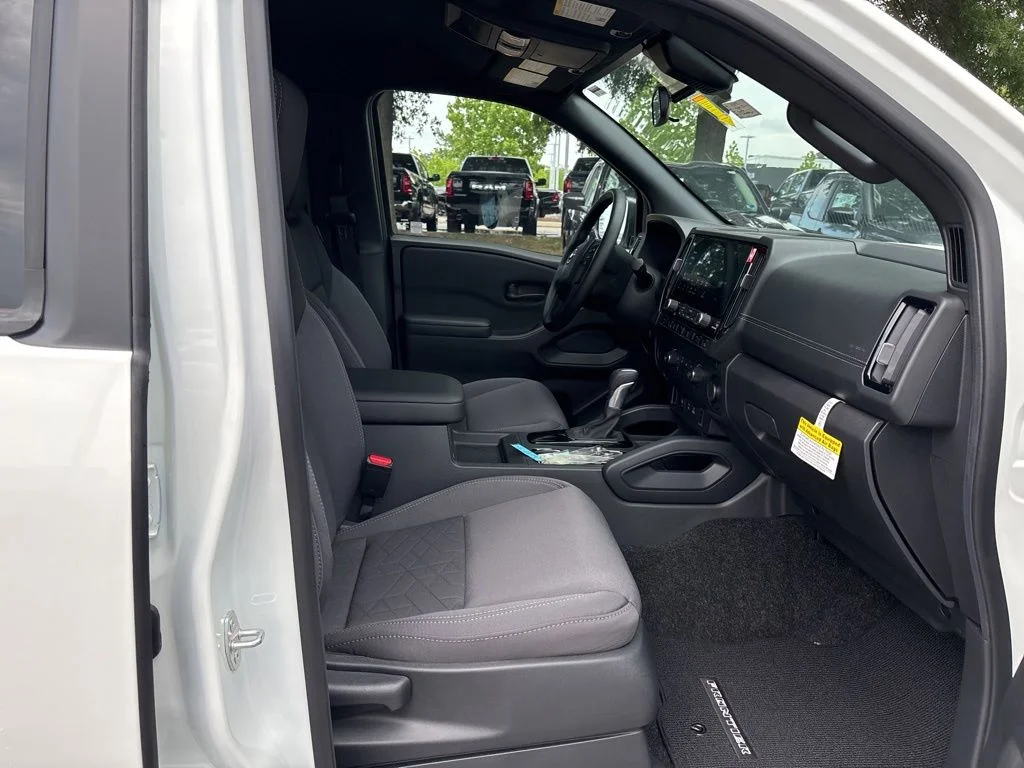 New 2026 Glacier White Nissan Crew Cab SV image 17