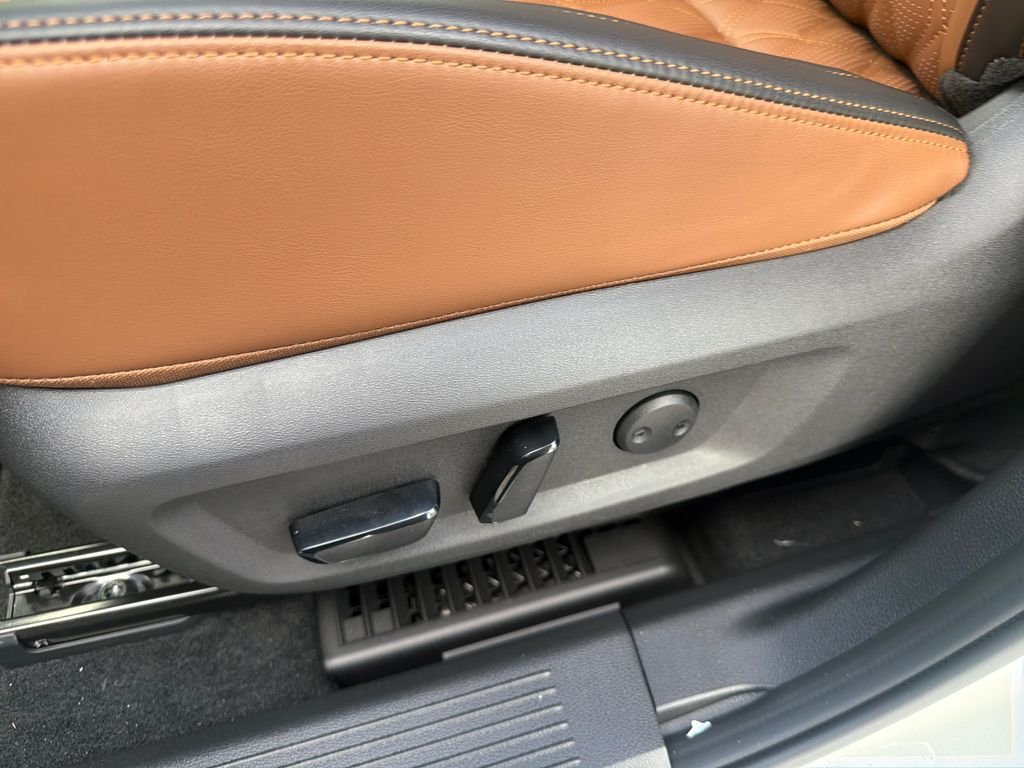 New 2026 Nissan Rogue Platinum 4D Sport Utility