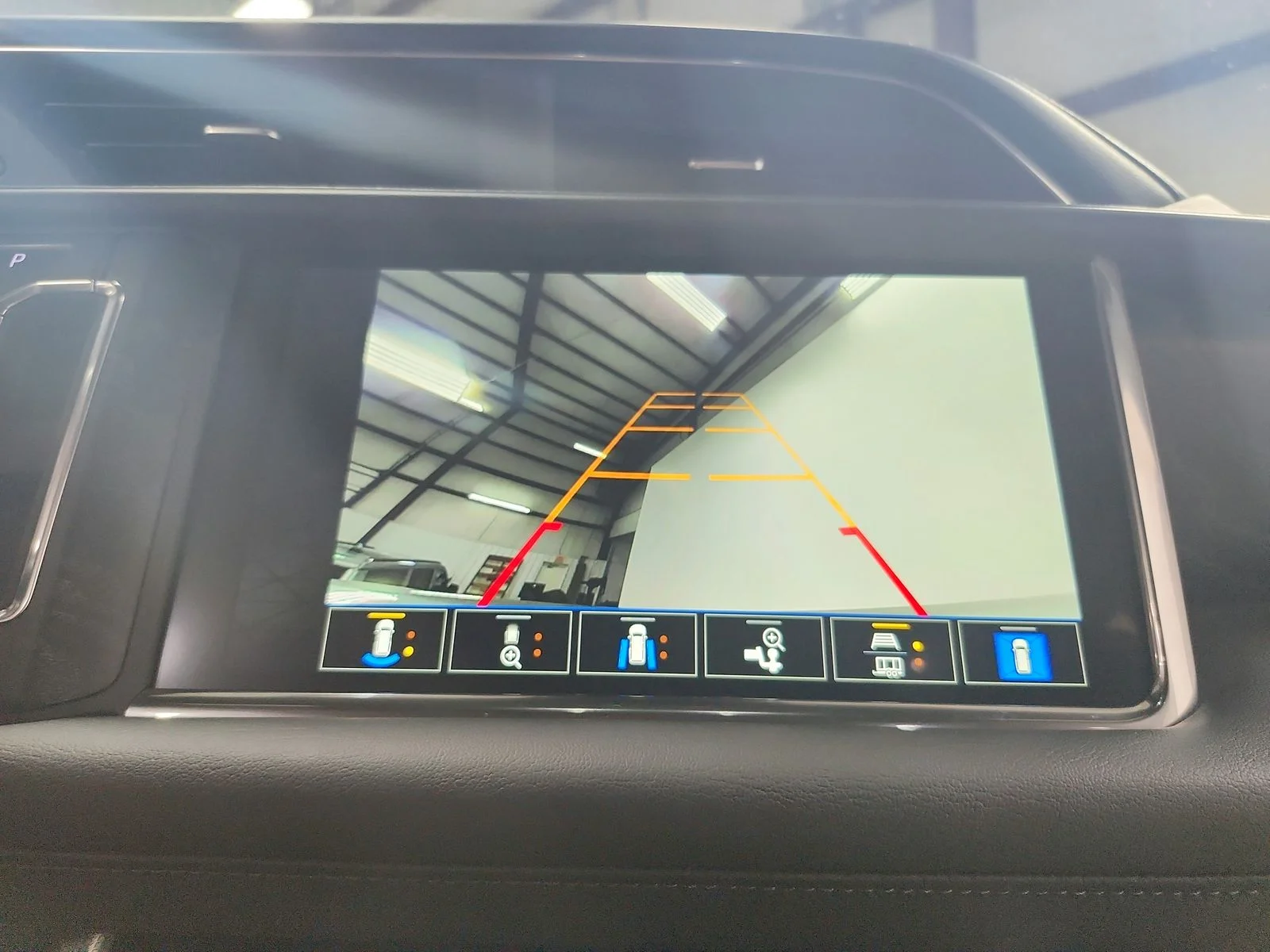Used 2023 Silver GMC Denali image 33