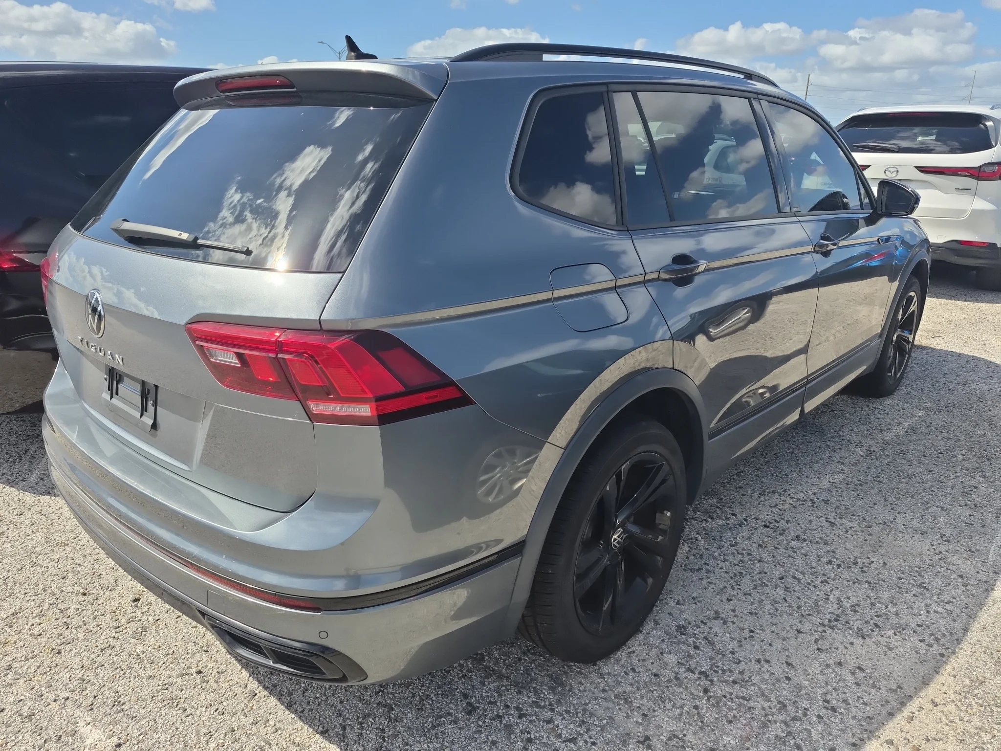 Used 2023 Platinum Gray Metallic Volkswagen SE R-Line Black image 2