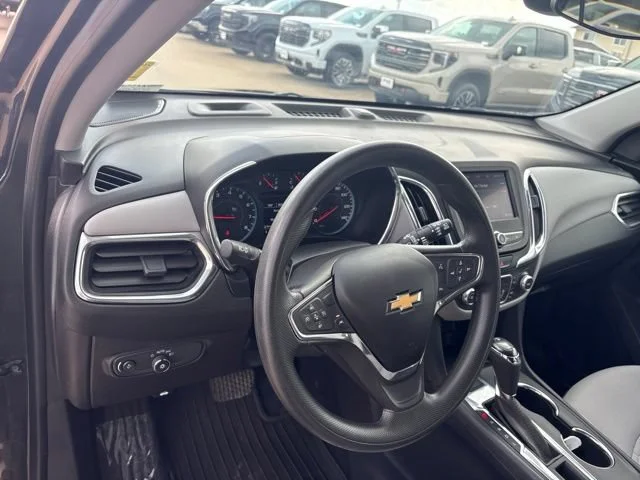 2020 Chevrolet Equinox LS - Photo 14
