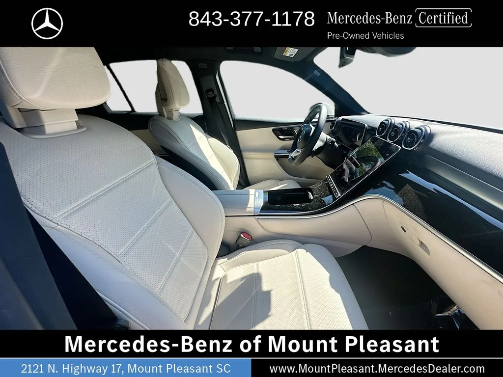 Certified Used 2025 Polar White Mercedes-Benz GLC 300 image 28