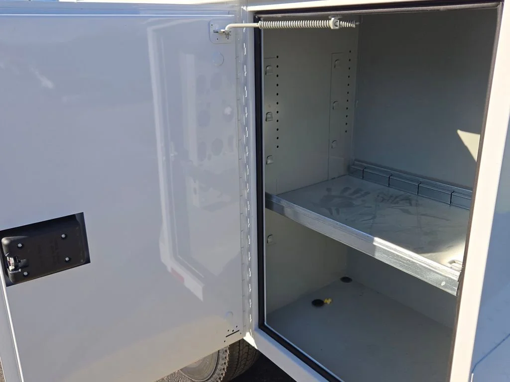 2025 GMC Sierra 3500HD Pro - Photo 6