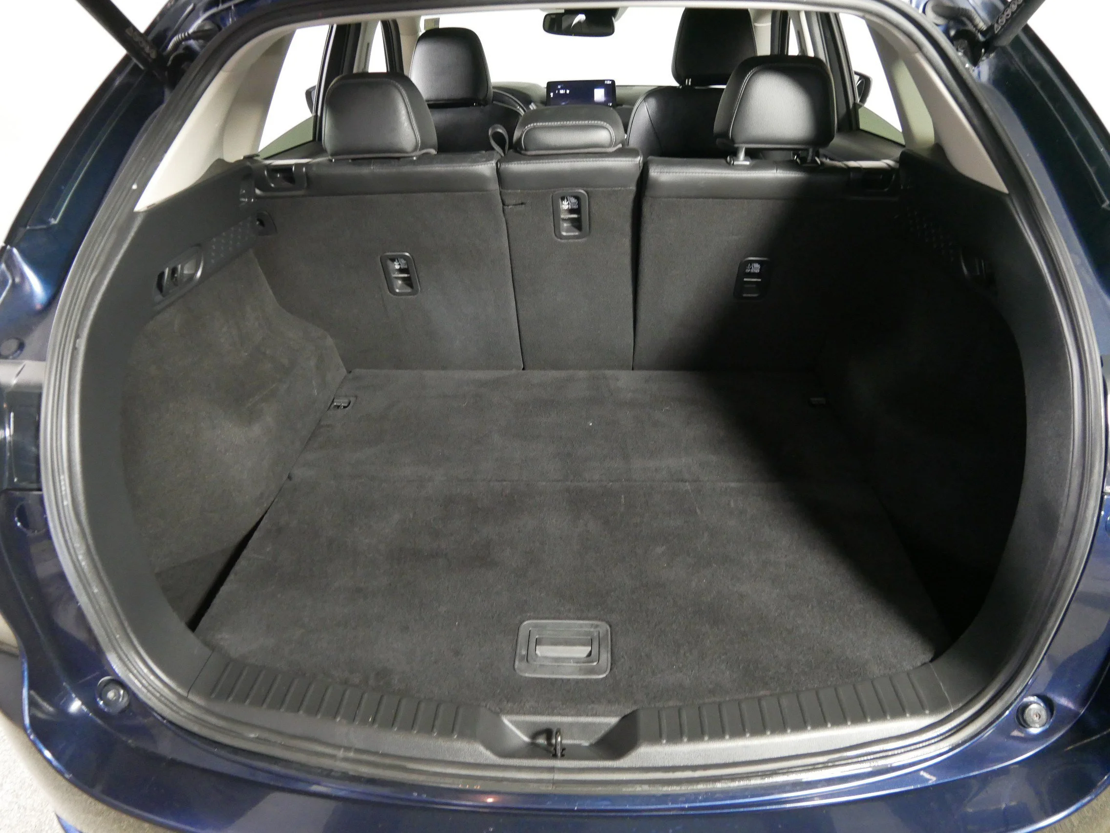 Used 2025 Deep Crystal Blue Mica Mazda 2.5 S Preferred Package image 18