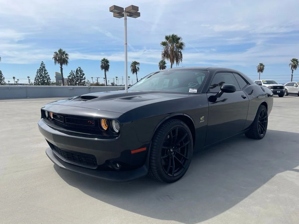 Used 2023 Pitch Black Clearcoat Dodge R/T Scat Pack image 5