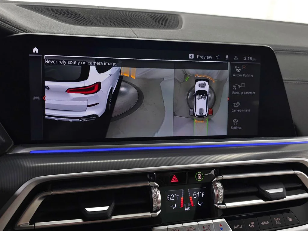 Used 2023 White BMW xDrive40i image 33