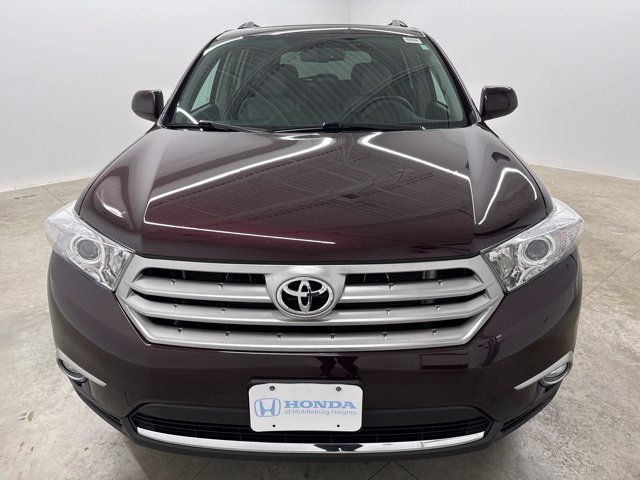 Used 2012 Toyota Highlander SE with VIN 5TDBK3EH2CS158280 for sale in Middleburg Heights, OH
