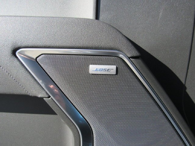 New 2026 Onyx Black GMC SLT image 12