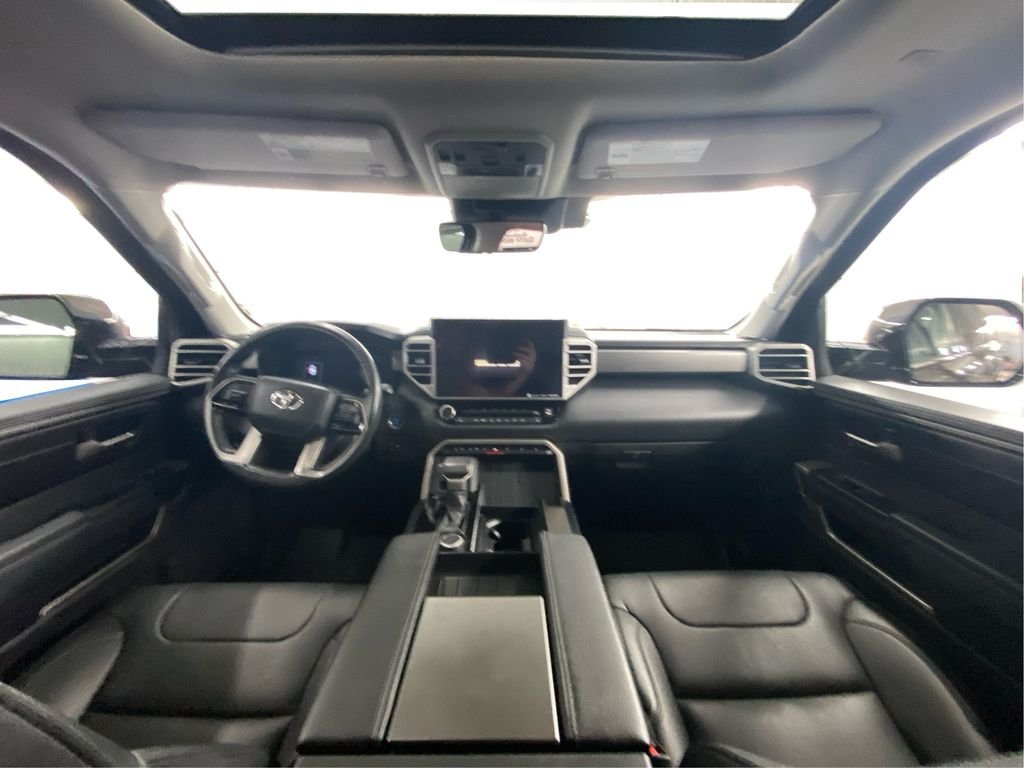 2023 Toyota Sequoia SR5 - Photo 14