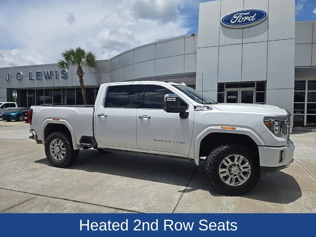 Used 2020 White Frost GMC Denali image 2