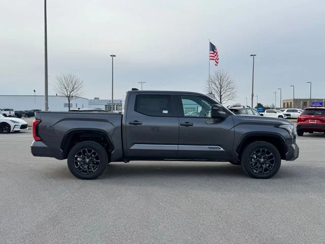 2026 Toyota Tundra Platinum - Photo 4