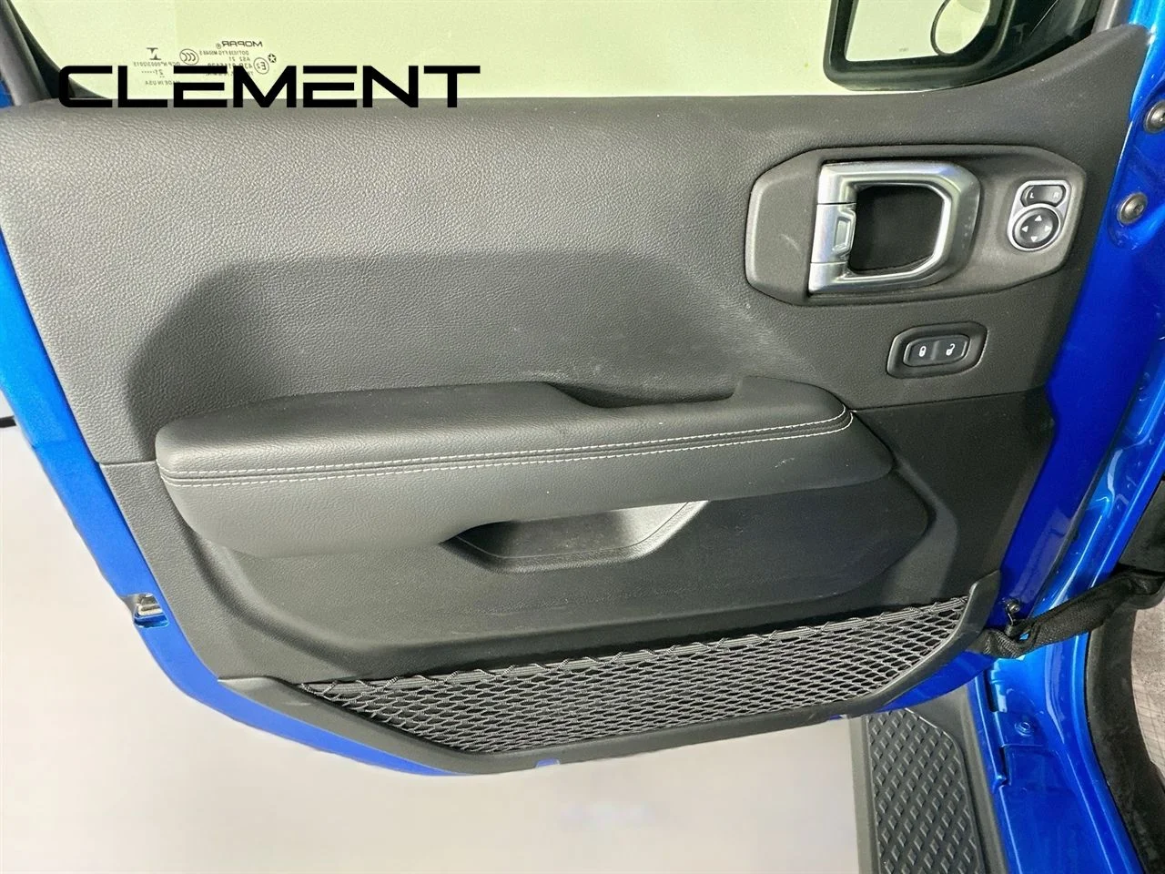 Used 2021 Hydro Blue Pearlcoat Jeep Overland image 22