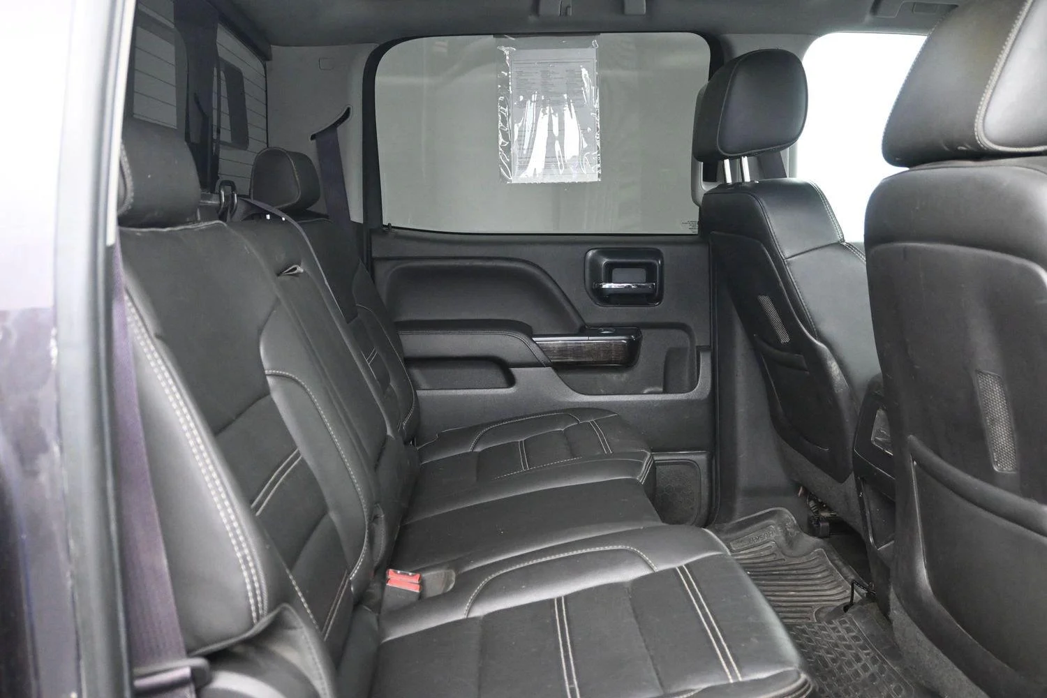 Used 2014 Iridium Metallic GMC Denali image 12