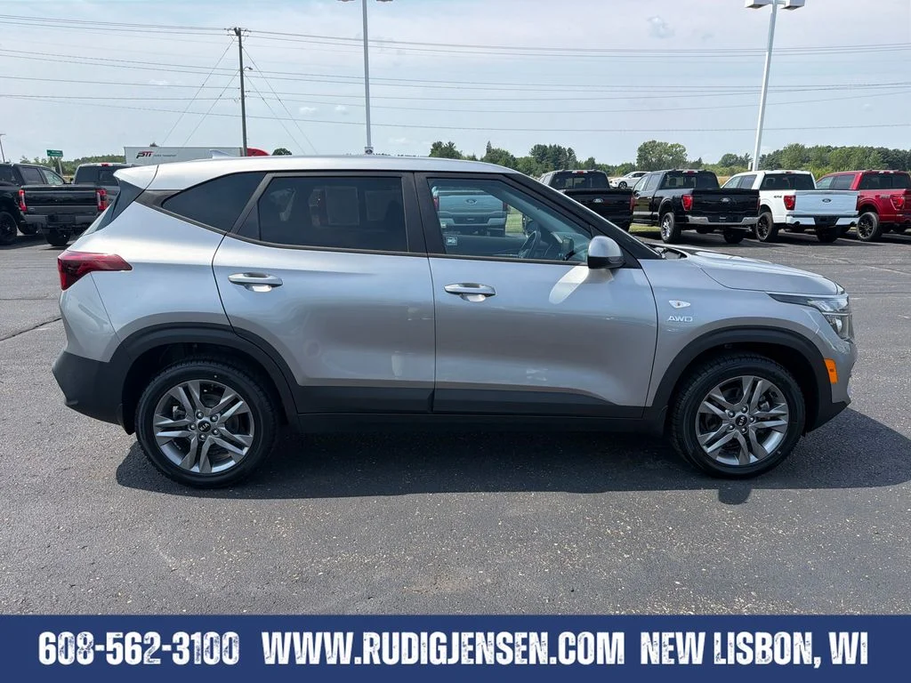 Used 2021 Gray Kia LX image 6