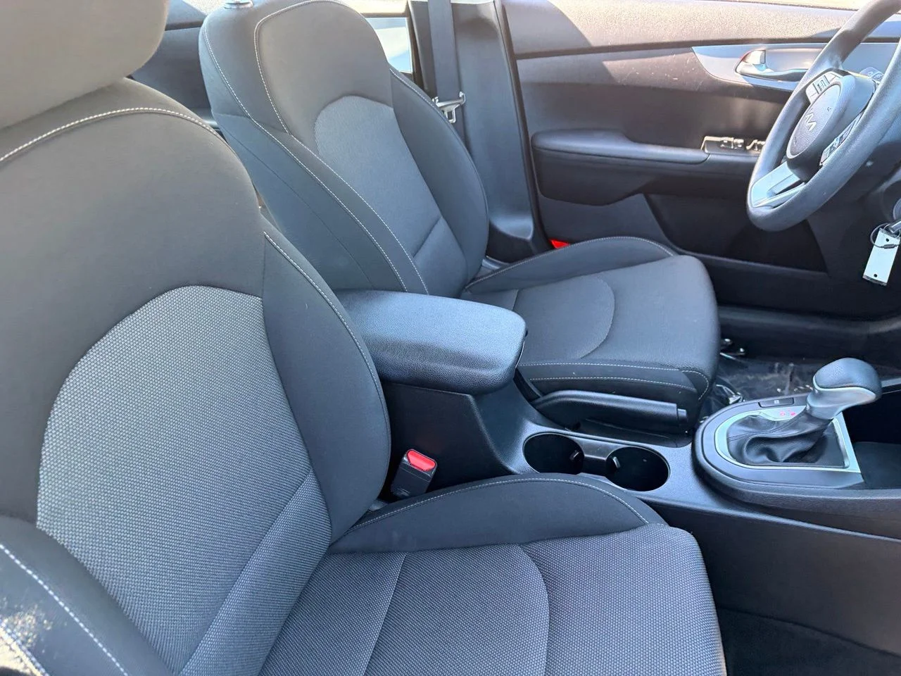 Used 2023 Steel Gray Kia LXS image 11